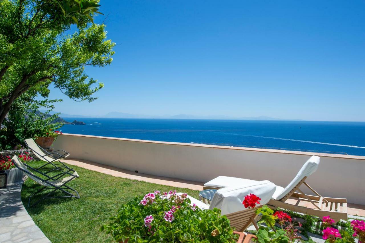Villa Gaetano Праяно Экстерьер фото
